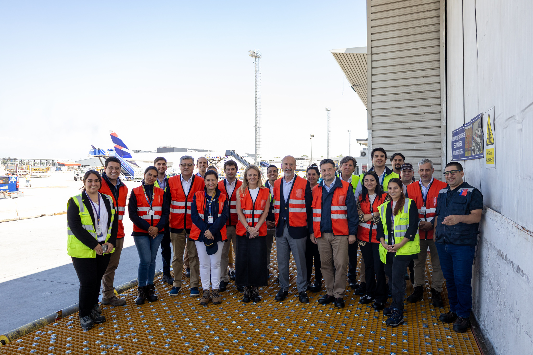 Dos empresas enviaron a Australia el primer cargamento de salmones chilenos de exportación