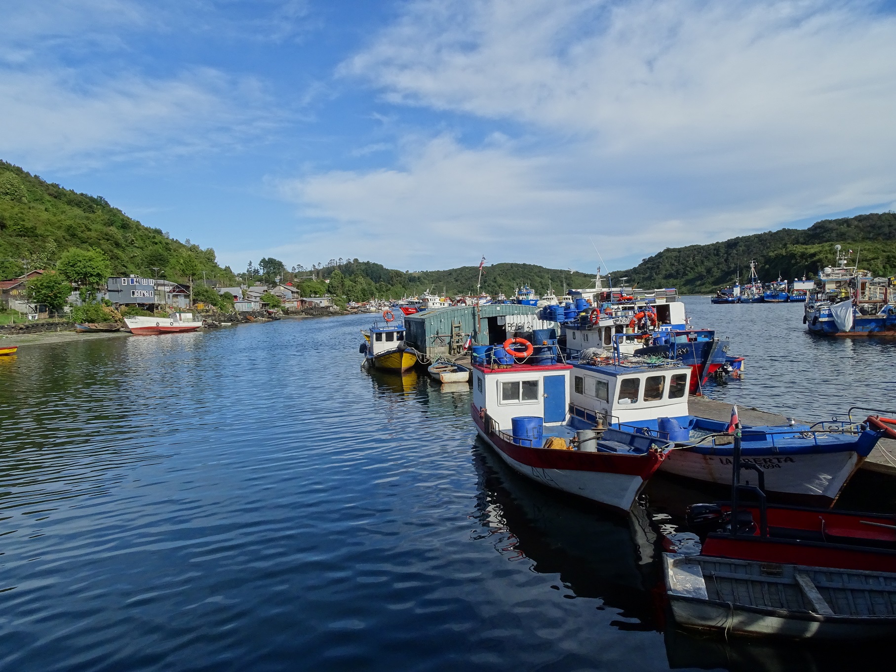 Desde snacks marinos hasta langostas estarán presentes en La Caleta Ñam Santiago 2025