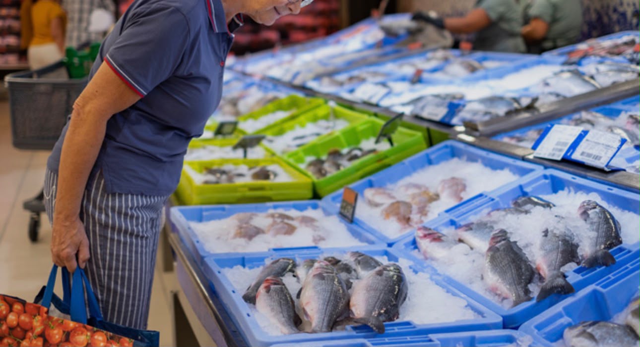 Lanzan política nacional para aumentar consumo de pescados y mariscos entre los chilenos